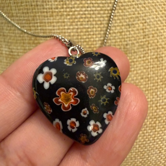 Authentic Dior chain with Unbranded Black Floral Heart Pendant - Picture 7 of 9